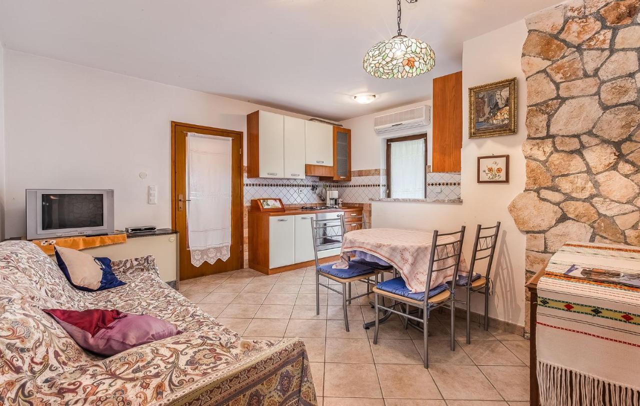 Jelena Apartment Porec Exterior photo