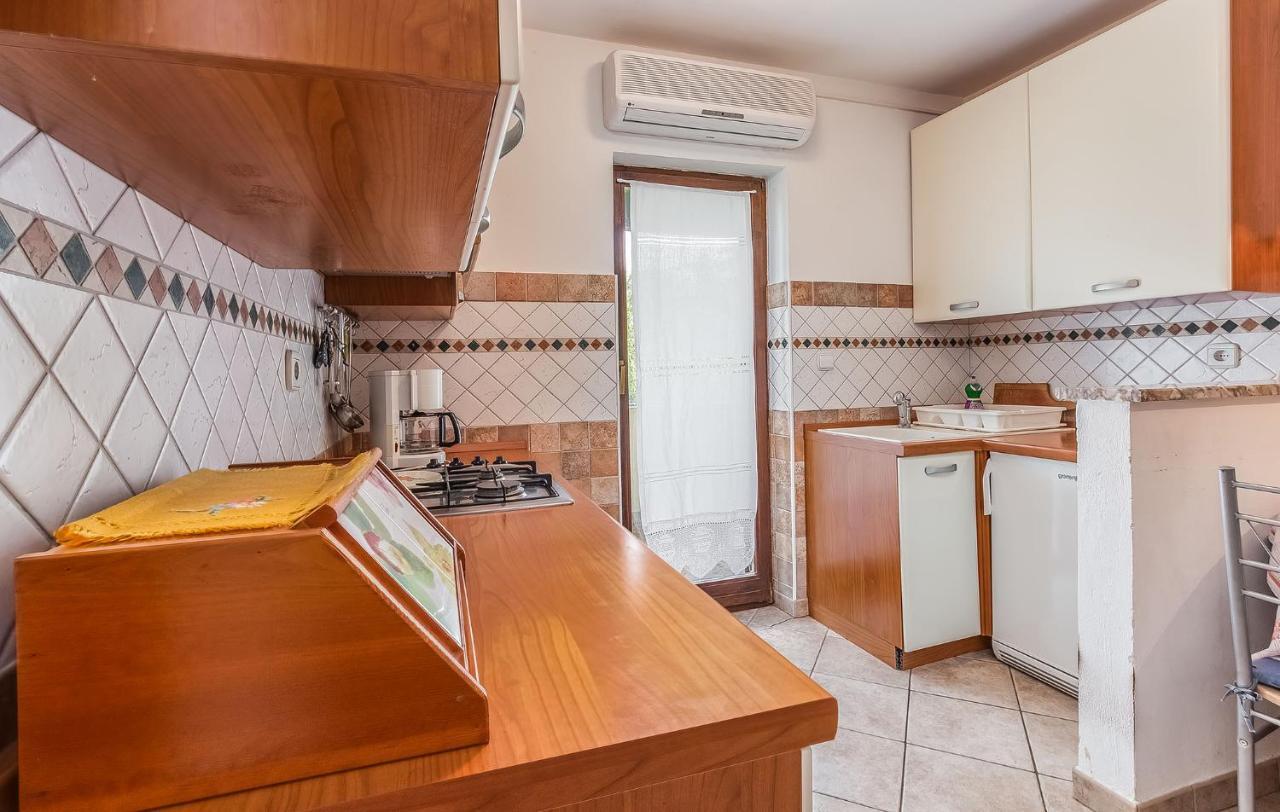 Jelena Apartment Porec Exterior photo